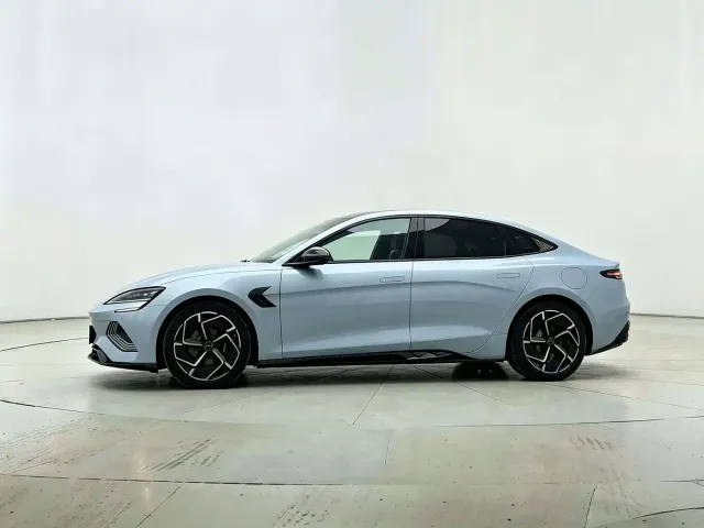 BYD Seal — Фото автомобиля 6