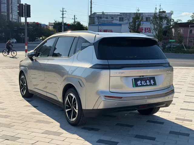 GAC Aion Y — Фото автомобиля 9