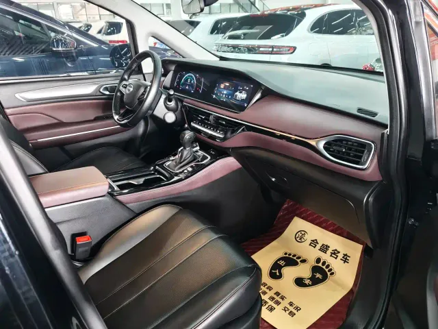 GAC Trumpchi M6 — Фото автомобиля 18