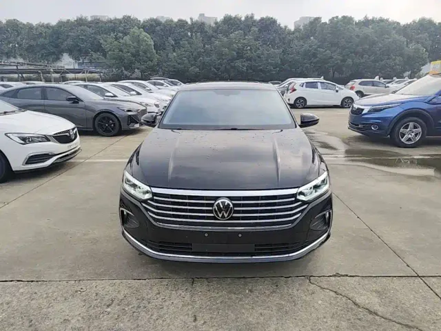 Volkswagen Lavida — Фото автомобиля 2