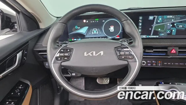 Kia EV6 — Фото автомобиля 12