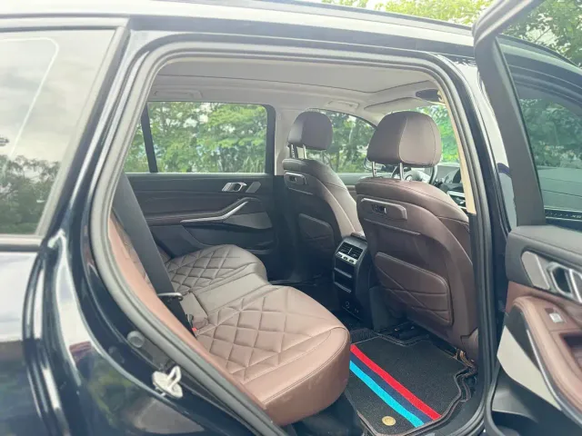 BMW X5 — Фото автомобиля 11