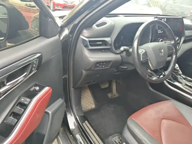 Toyota Crown Kluger — Фото автомобиля 15