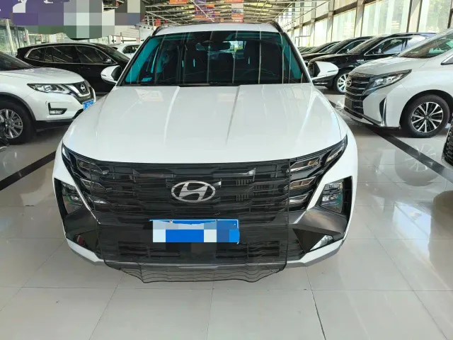Hyundai Tucson — Фото автомобиля 2
