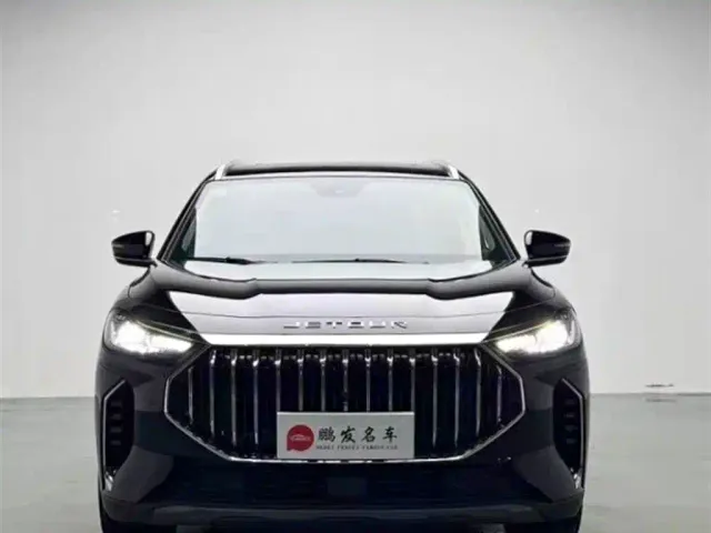 Jetour X70 Plus — Фото автомобиля 2
