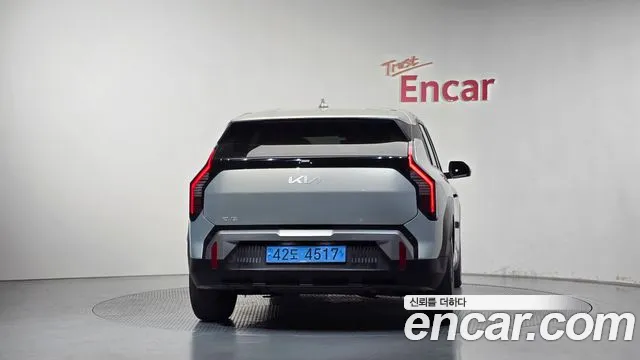Kia EV3 — Фото автомобиля 4