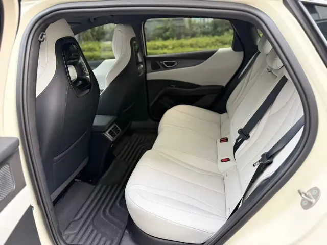 BYD Seal 06 — Фото автомобиля 5