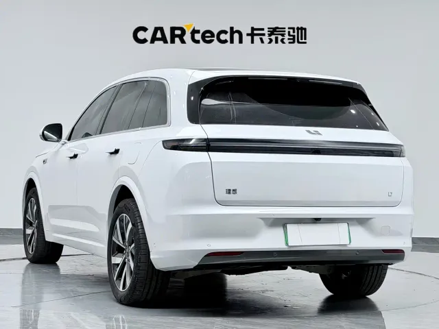 Li Auto L7 — Фото автомобиля 6