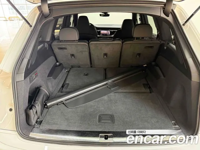Audi Q7 55 TFSI quattro Premium — Фото автомобиля 18