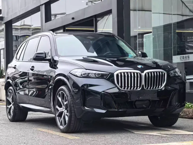 BMW X5 — Фото автомобиля 3