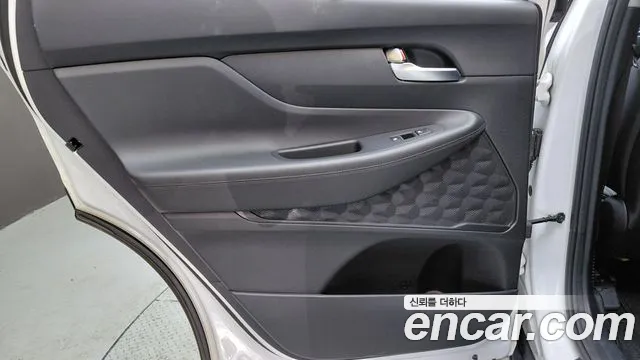 Hyundai Santafe — Фото автомобиля 20