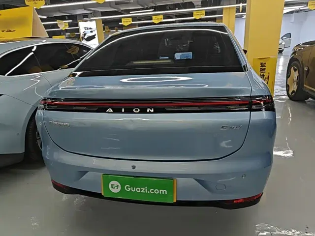 GAC Aion S MAX — Фото автомобиля 5