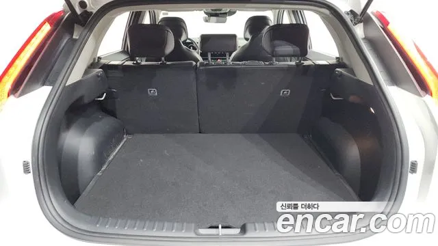 Kia Niro All Niro EV Air — Фото автомобиля 16