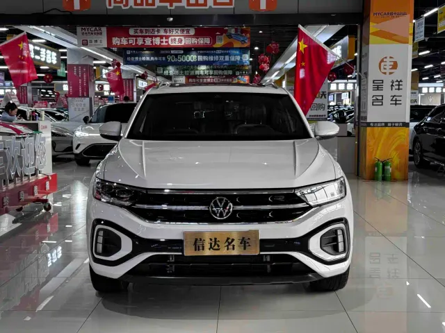 Volkswagen T-Roc — Фото автомобиля 2