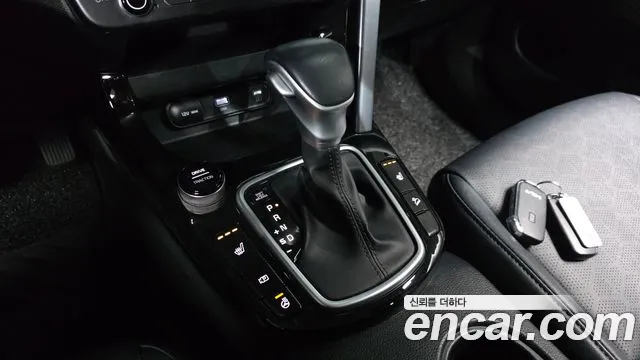 Kia Seltos — Фото автомобиля 12
