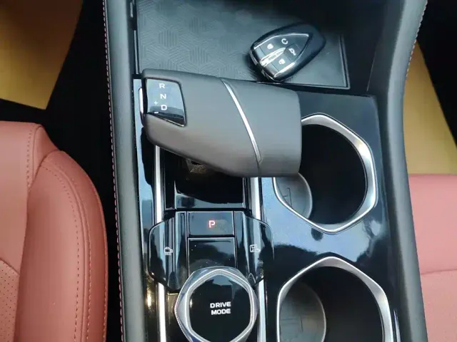 Changan Eado — Фото автомобиля 16
