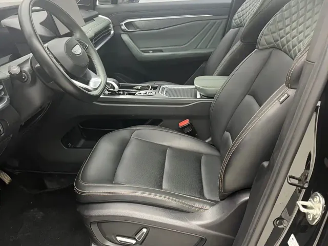 Geely Haoyue L — Фото автомобиля 7