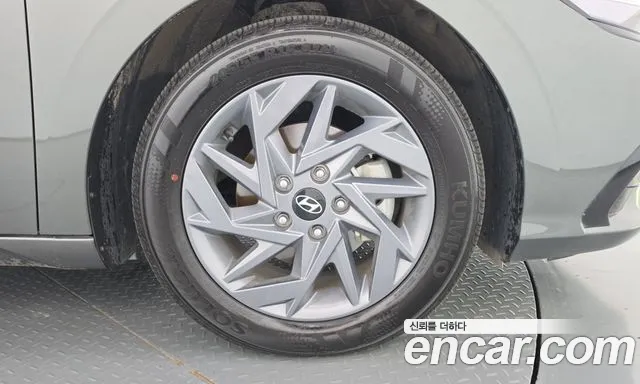 Hyundai Avante CN7 — Фото автомобиля 6