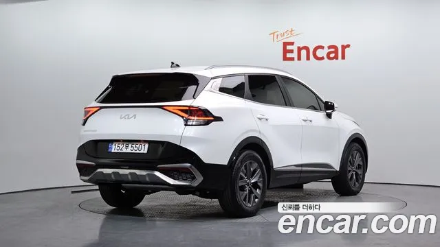 Kia Sportage Sportage 5-е поколение Бензин 1.6 турбо 2WD — Фото автомобиля 2