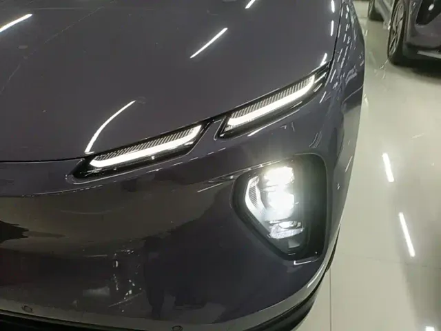 Nio EC6 — Фото автомобиля 23