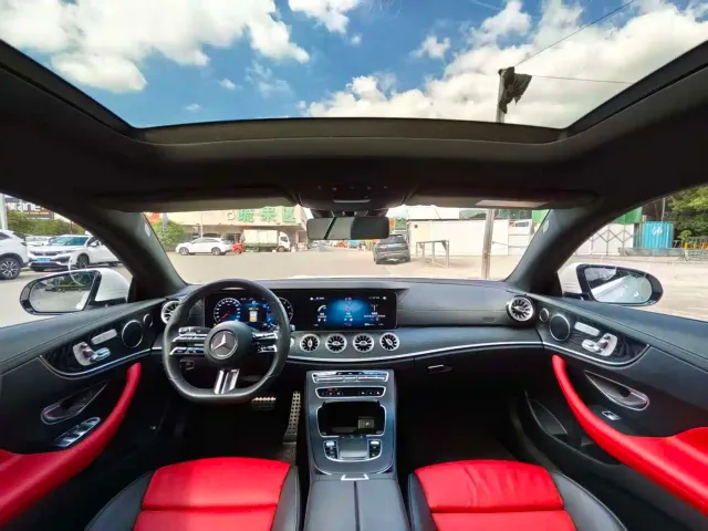 Mercedes-Benz E-Class — Фото автомобиля 9