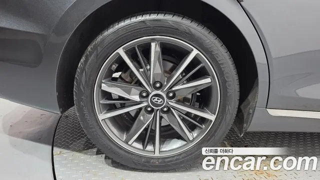 Hyundai Grandeur New — Фото автомобиля 5