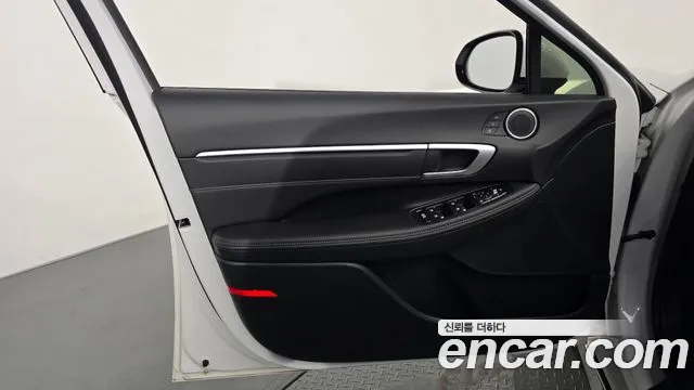 Hyundai Sonata Sonata Edge(DN8) 2.0 LPG(Для проката) — Фото автомобиля 19
