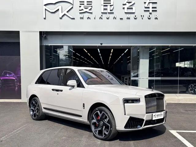 Rolls-Royce Cullinan — Фото автомобиля 3