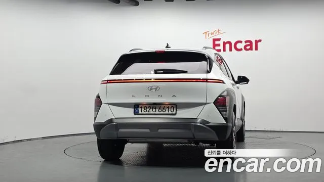 Hyundai Kona Kona (SX2) Бензин 1.6 турбо 2WD — Фото автомобиля 4