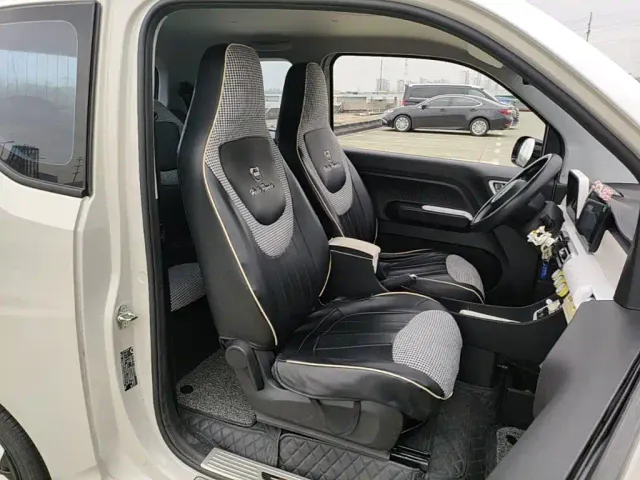 Wuling Hongguang Mini EV — Фото автомобиля 23