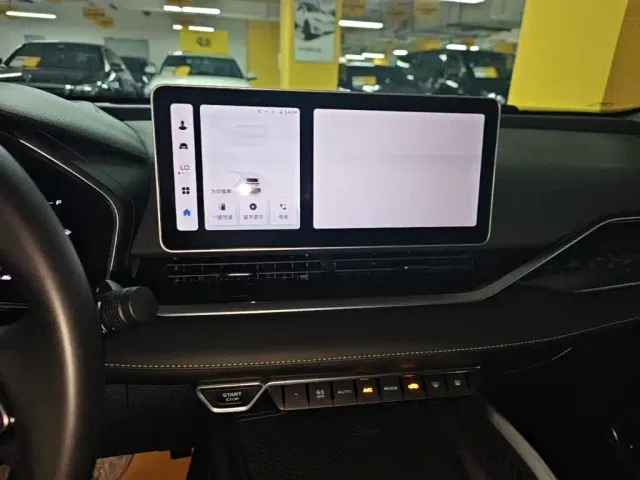 Geely Xingrui — Фото автомобиля 12