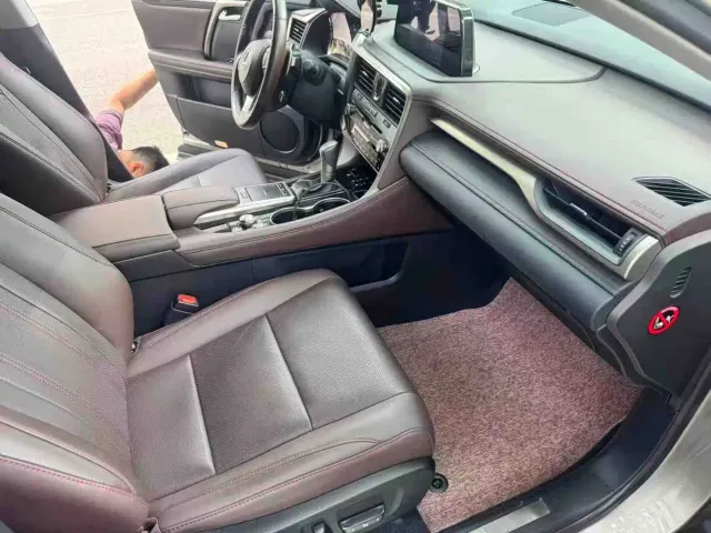 Lexus RX — Фото автомобиля 2