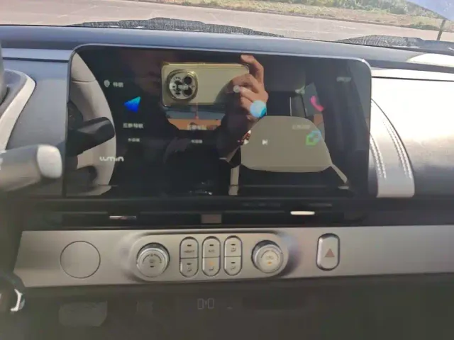 Changan Lumin — Фото автомобиля 12