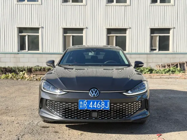 Volkswagen Lamando — Фото автомобиля 2
