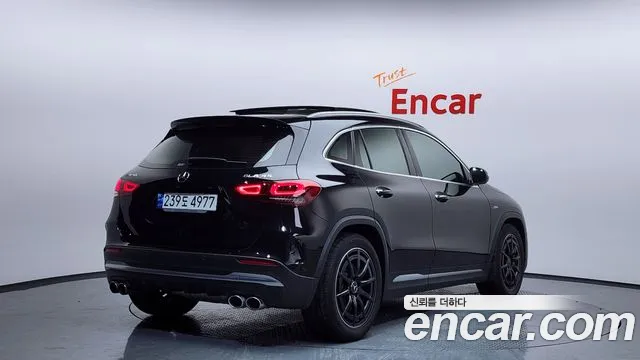 Mercedes-Benz GLA-Class — Фото автомобиля 2