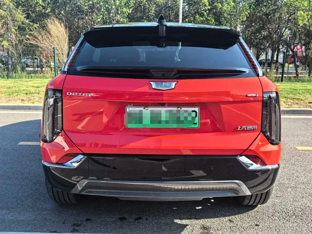 Cadillac Optiq — Фото автомобиля 9