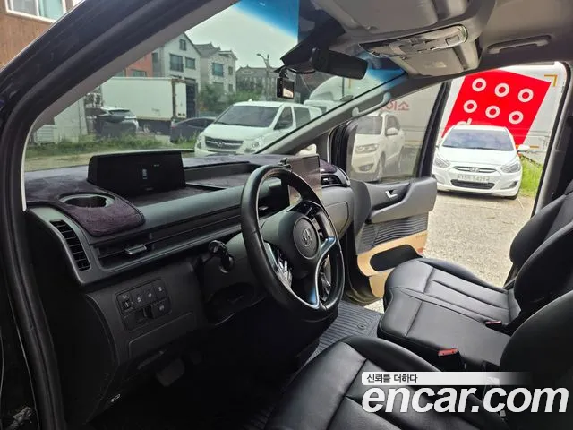 Hyundai Staria — Фото автомобиля 12