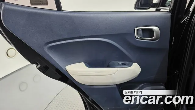 Hyundai Venue — Фото автомобиля 14