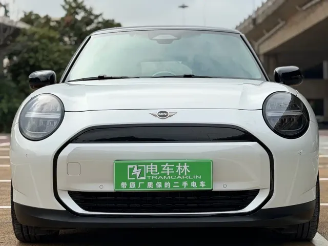 MINI Cooper — Фото автомобиля 2