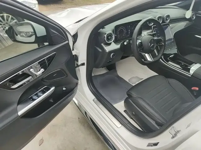 Mercedes-Benz C-Class — Фото автомобиля 15