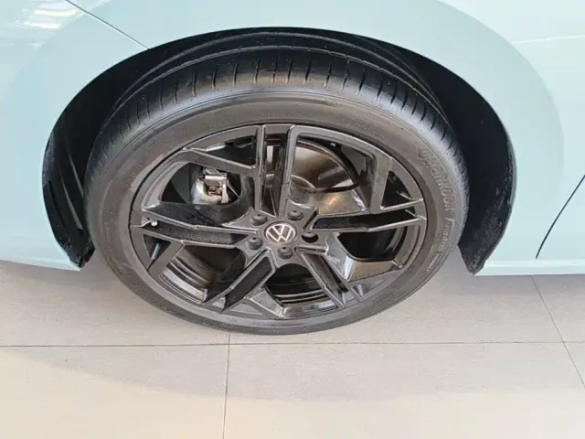 Volkswagen Passat — Фото автомобиля 22