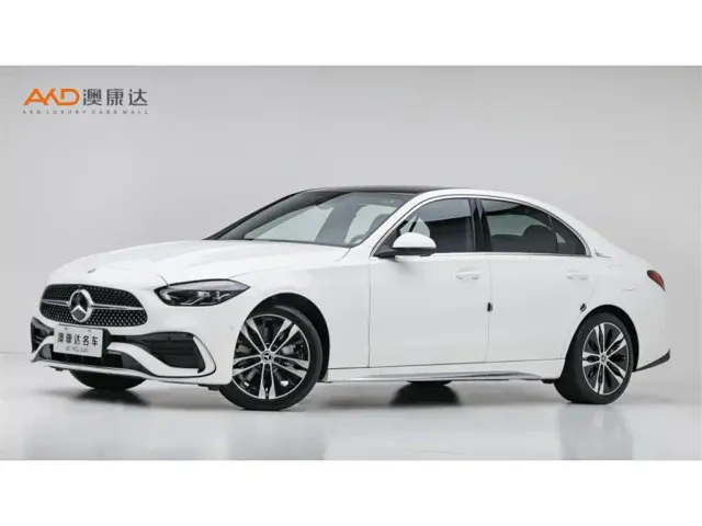 Фотография автомобиля — Mercedes-Benz C-Class