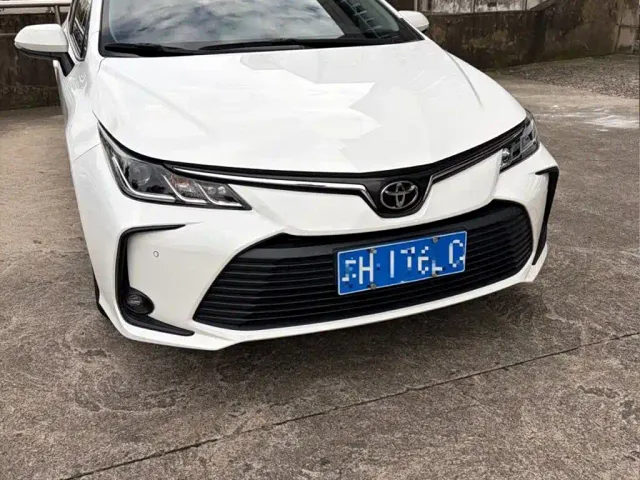 Toyota Corolla — Фото автомобиля 3