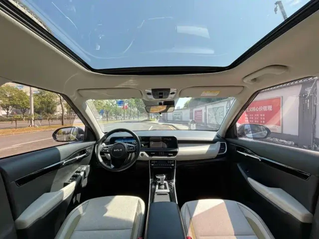 Kia Seltos — Фото автомобиля 12