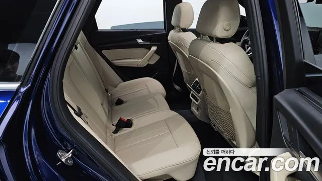 Audi Q5 FY — Фото автомобиля 12