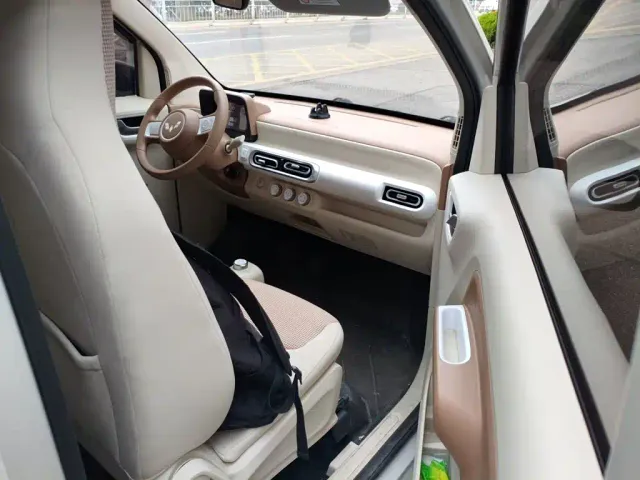 Wuling Hongguang Mini EV — Фото автомобиля 19