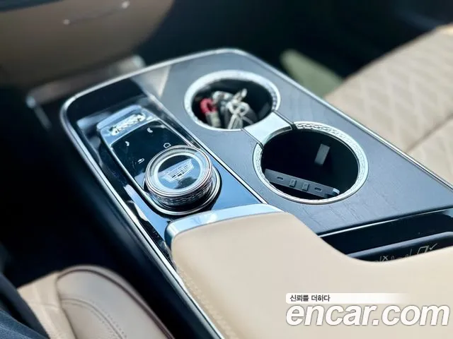 Cadillac Lyriq Lyriq Sport — Фото автомобиля 19