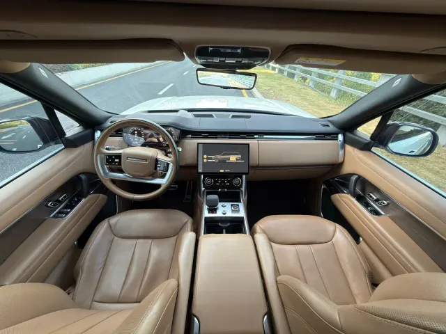 Land Rover Range Rover — Фото автомобиля 12