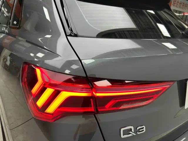 Audi Q3 — Фото автомобиля 22