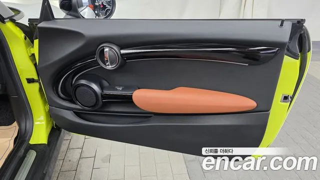 Mini Cooper Convertible — Фото автомобиля 24